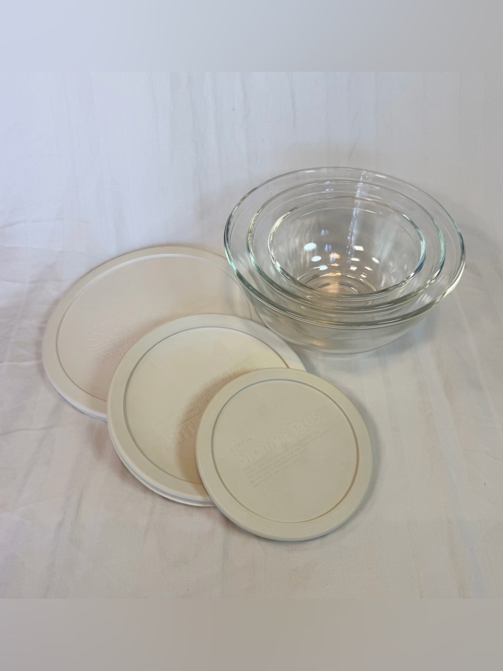 Vintage Pyrex Clear Glass Nesting Mixing Bowl Set + Lids 7401, 7402, 7403